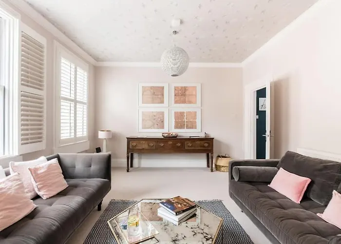Charlotte Street Apartment